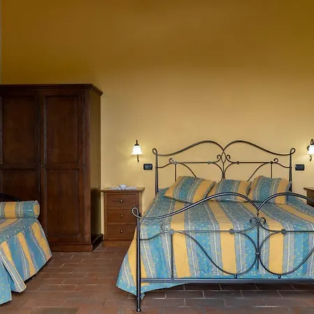 アグリツーリズモ イル カゾラーレ ディ ブッチャーノ ファームステイ *