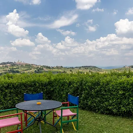 Il Casolare Di Bucciano Κατάλυμα σε φάρμα Σαν Τζιμινιάνο